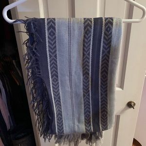 NEVER WORN Aeropostale patterned scarf